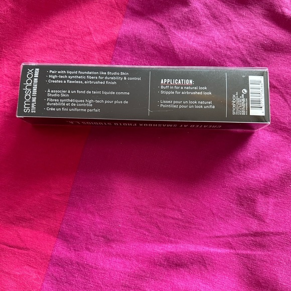 Smashbox STIPPLING FOUNDATION BRUSHBRUSH UP YOUR FOUNDATION - Picture 7 of 11